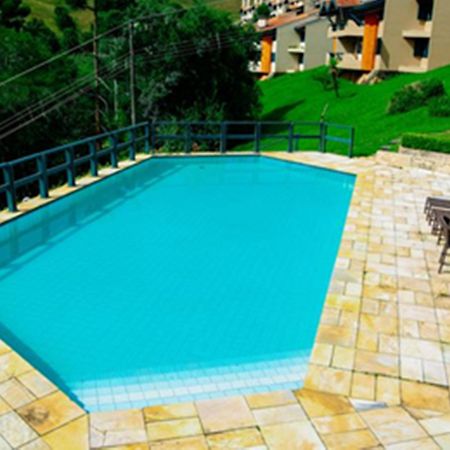 Plaza Inn Week Inn Campos do Jordao Luaran gambar