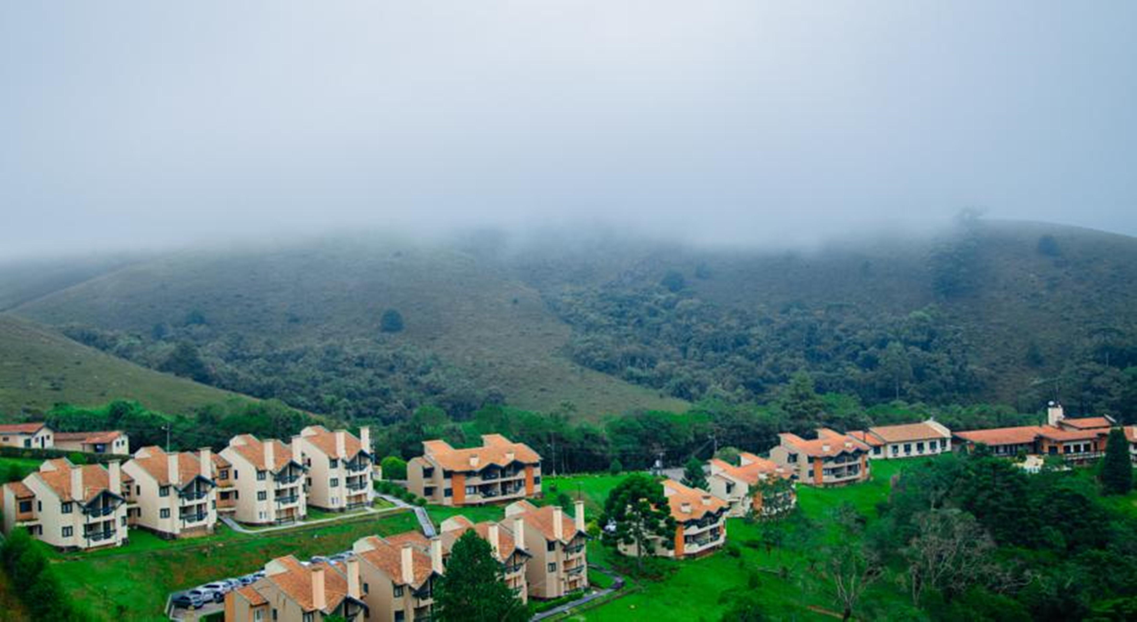 Plaza Inn Week Inn Campos do Jordao Luaran gambar